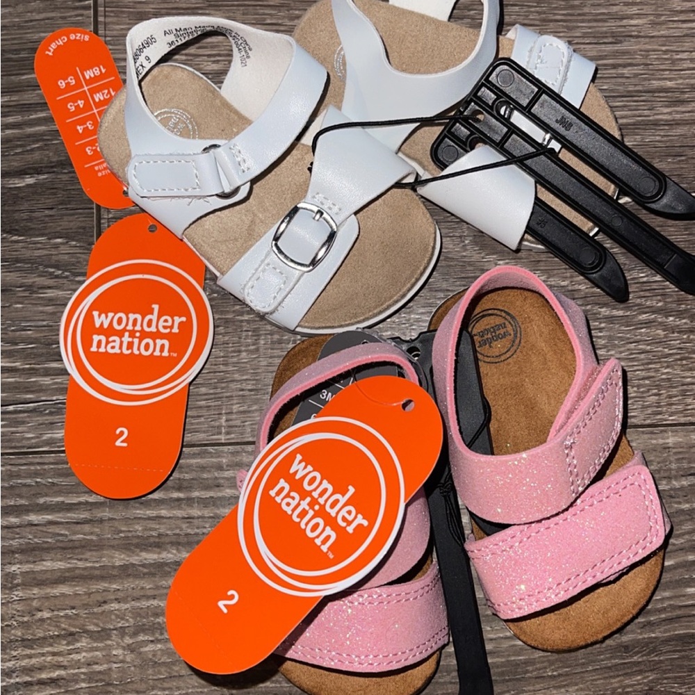 Wonder Nation sandals